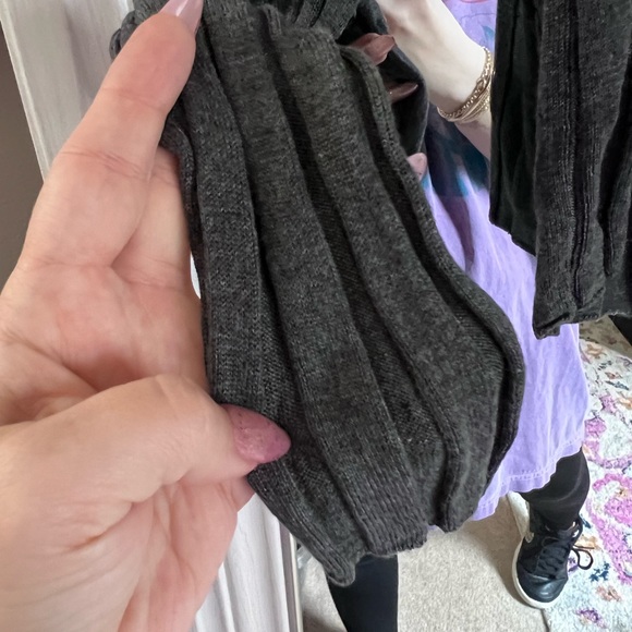 Zara Knit Long Sleeve Turtle Neck - Picture 3 of 6